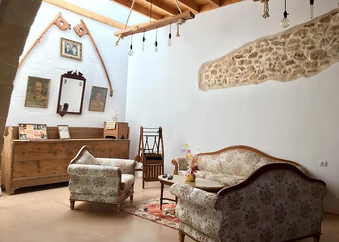 Anemos Traditional * Archangelos (Rhodes)