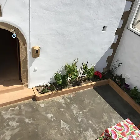 Anemos Traditional Villa Дом отдыха *